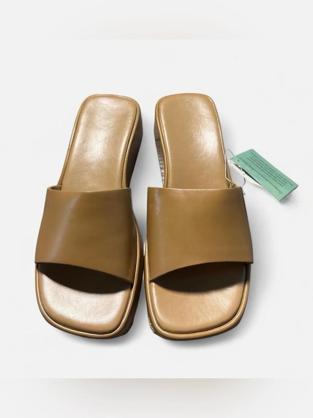Fanfares comfortable tan